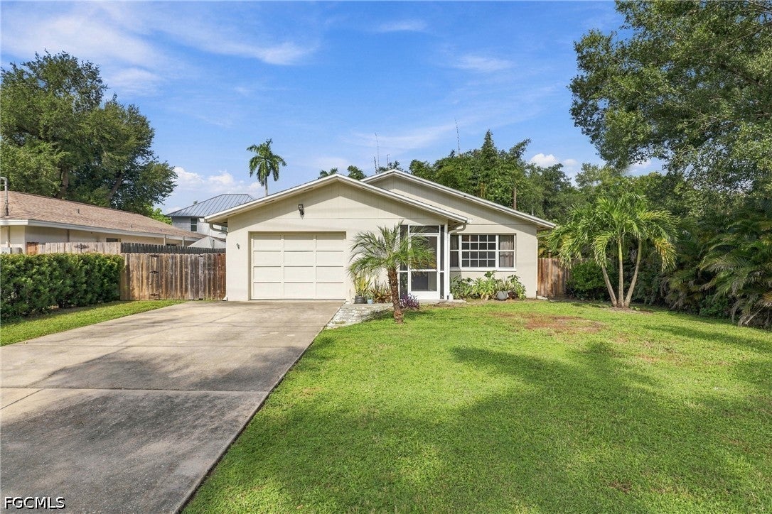 3752 Roosevelt Avenue