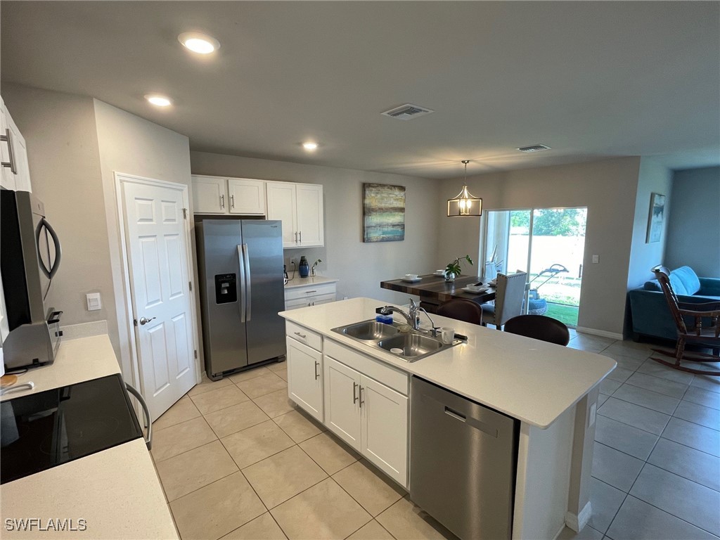 2927 NW 11th Street