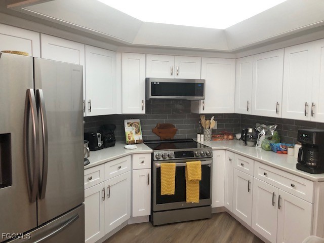 17585 Blackfriar Drive