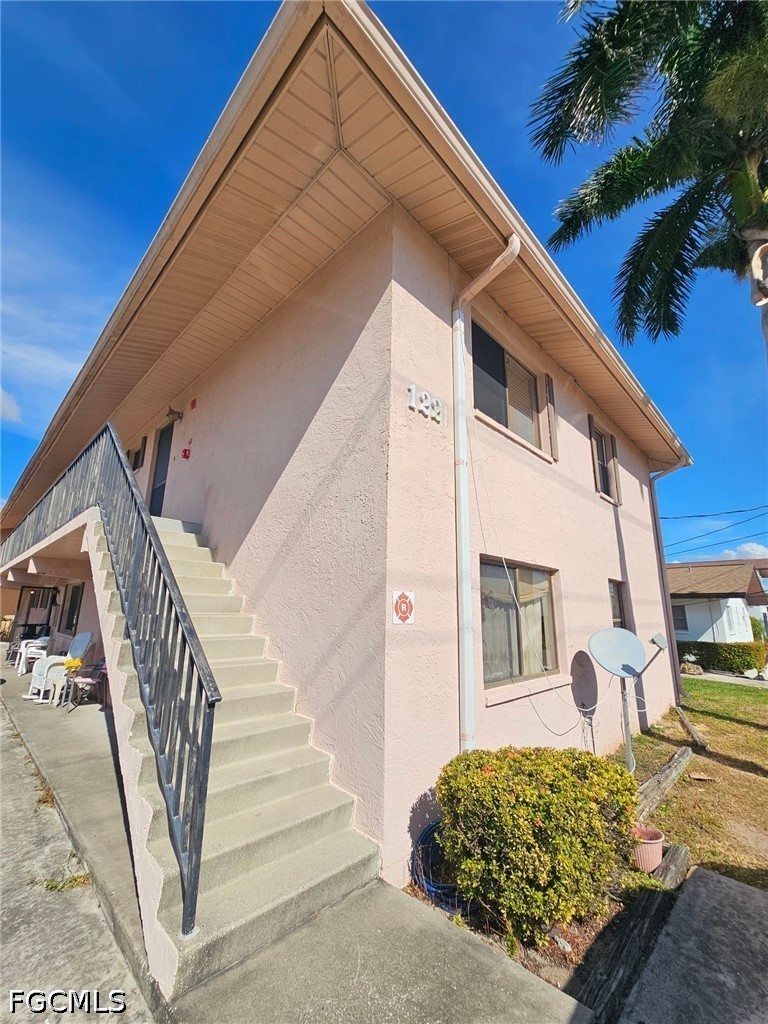 Photo 1 of 15 — 1221 SE 46th Lane N, Cape Coral, FL 33904