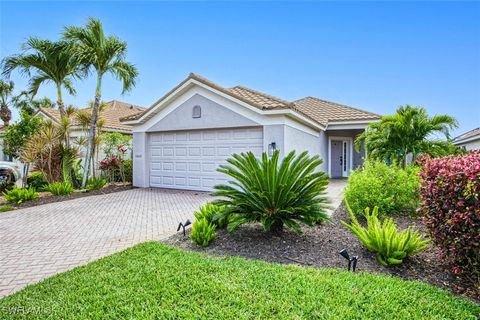 10012 Oakhurst Way Fort Myers FL 33913