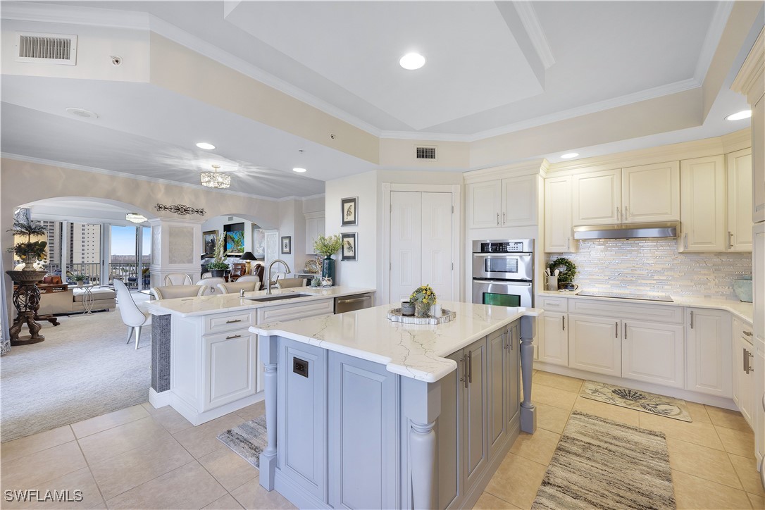 6081 Silver King Boulevard 501