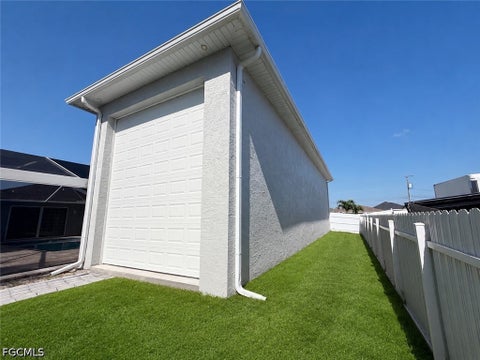 Tiny photo for 452 SW 19th Avenue, Cape Coral, FL 33991 (MLS # 2026037251)