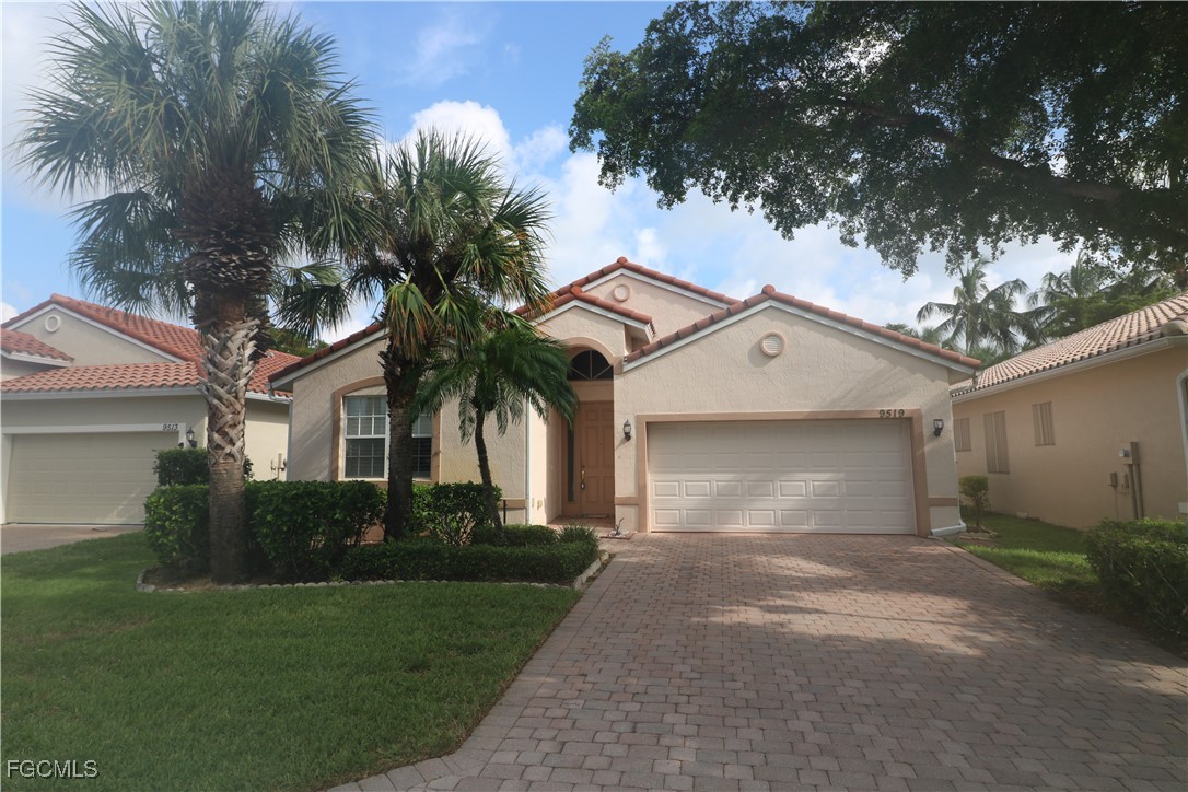 9519 Lismore Lane