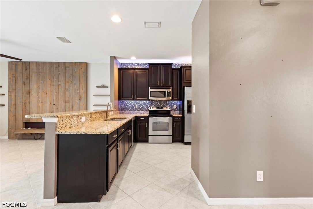 3908 Cherrybrook Loop