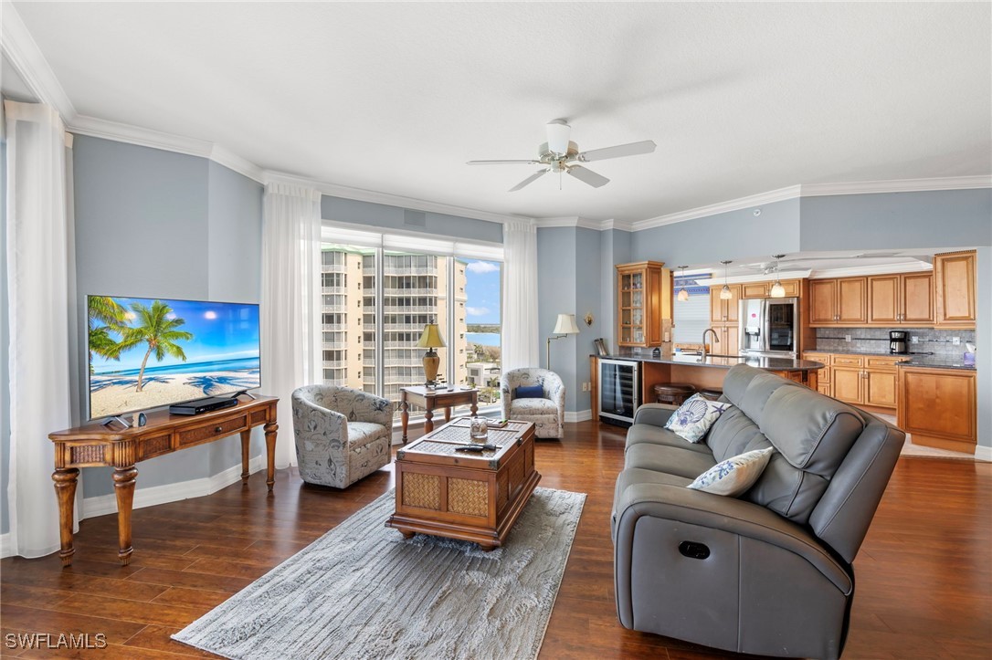 4183 Bay Beach Lane 374