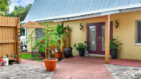Tiny photo for 123 Riverbend Drive, Labelle, FL 33935 (MLS # 2026038872)