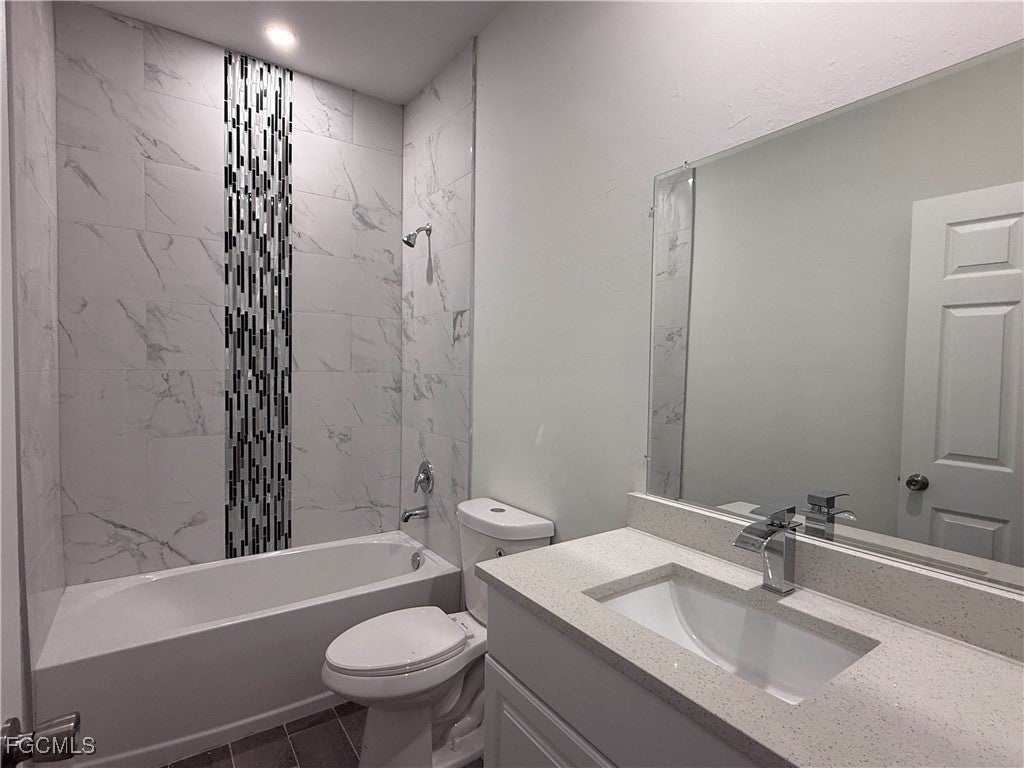 304-306 Gordon Avenue S