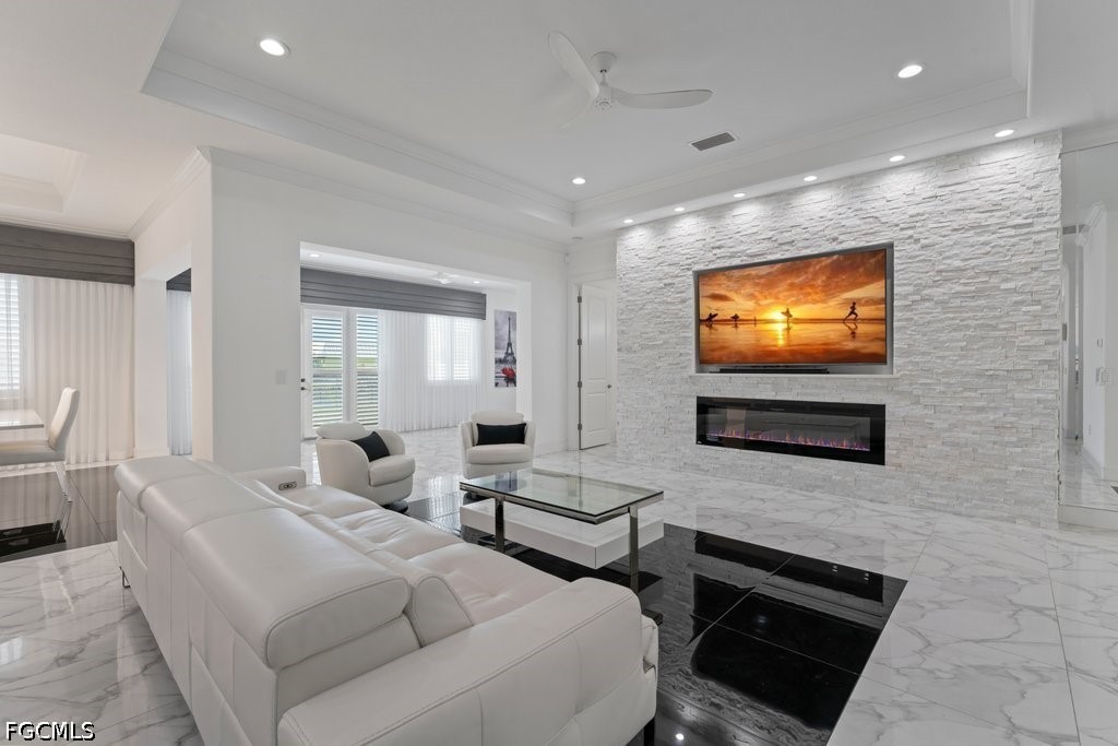 21 SW 21st Street