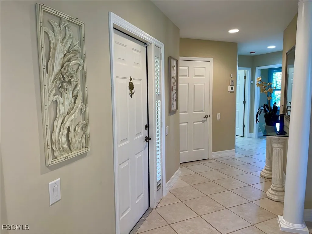 Fort Myers, Florida 33908, United States, 2 Bedrooms Bedrooms, ,2 BathroomsBathrooms,Residential,Active,245521