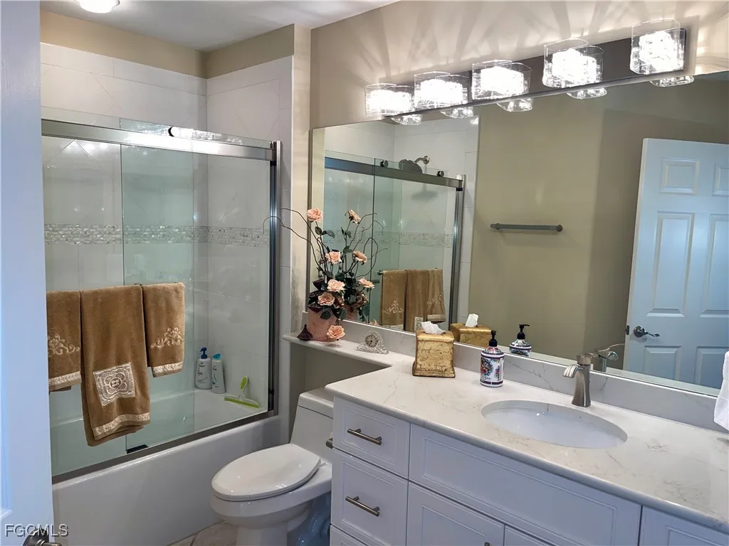 Fort Myers, Florida 33908, United States, 2 Bedrooms Bedrooms, ,2 BathroomsBathrooms,Residential,Active,245521