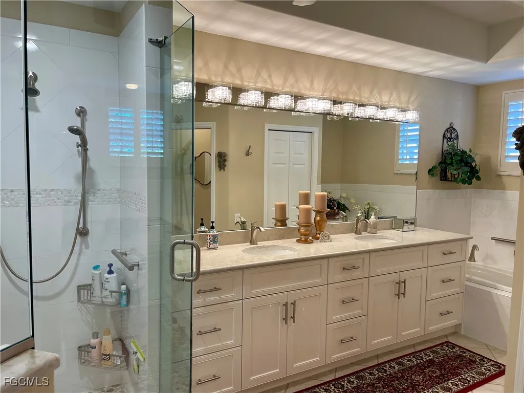 Fort Myers, Florida 33908, United States, 2 Bedrooms Bedrooms, ,2 BathroomsBathrooms,Residential,Active,245521