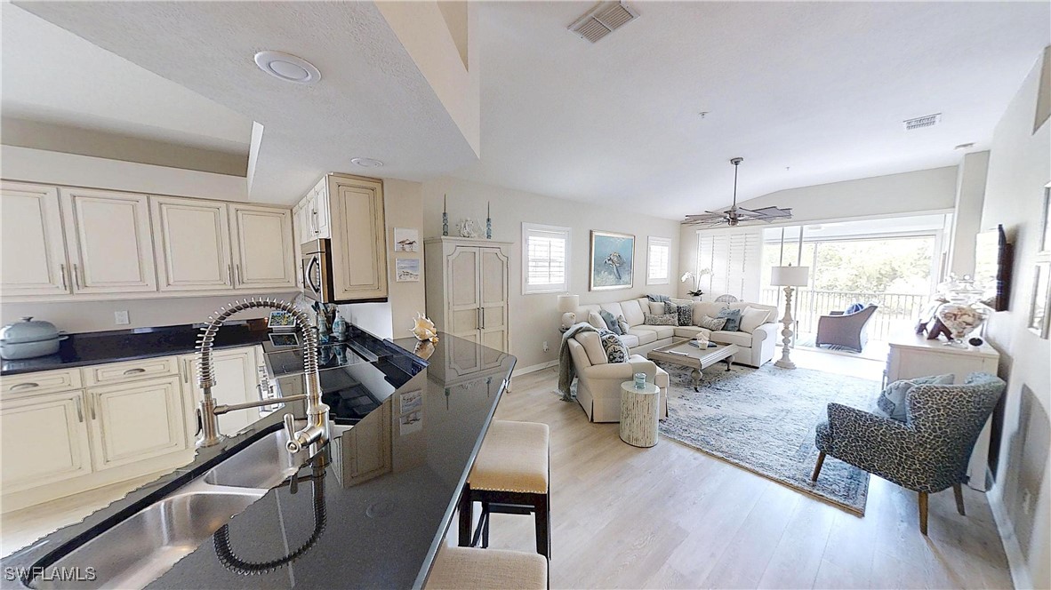 6805 Satinleaf Road S 201