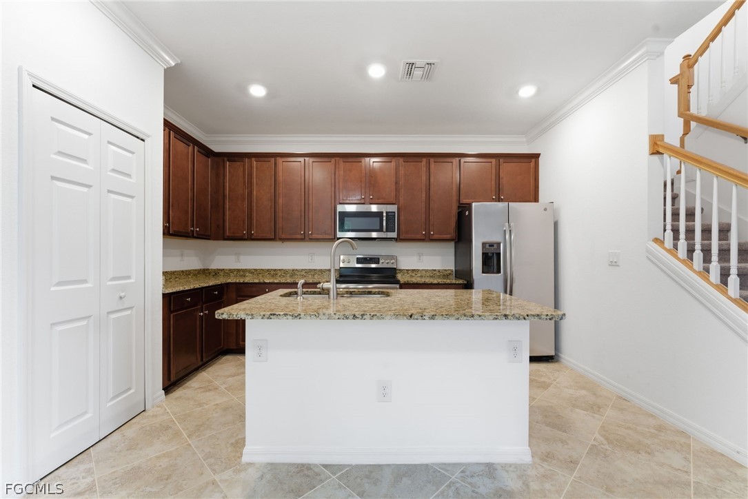 20590 W Golden Elm Drive 5