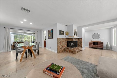 Tiny photo for 12150 McGregor Boulevard, Fort Myers, FL 33919 (MLS # 2025007374)