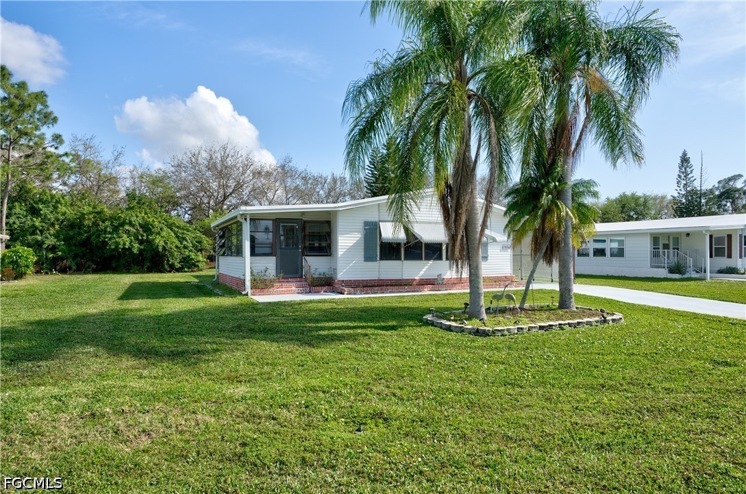 26260 Squire Lane