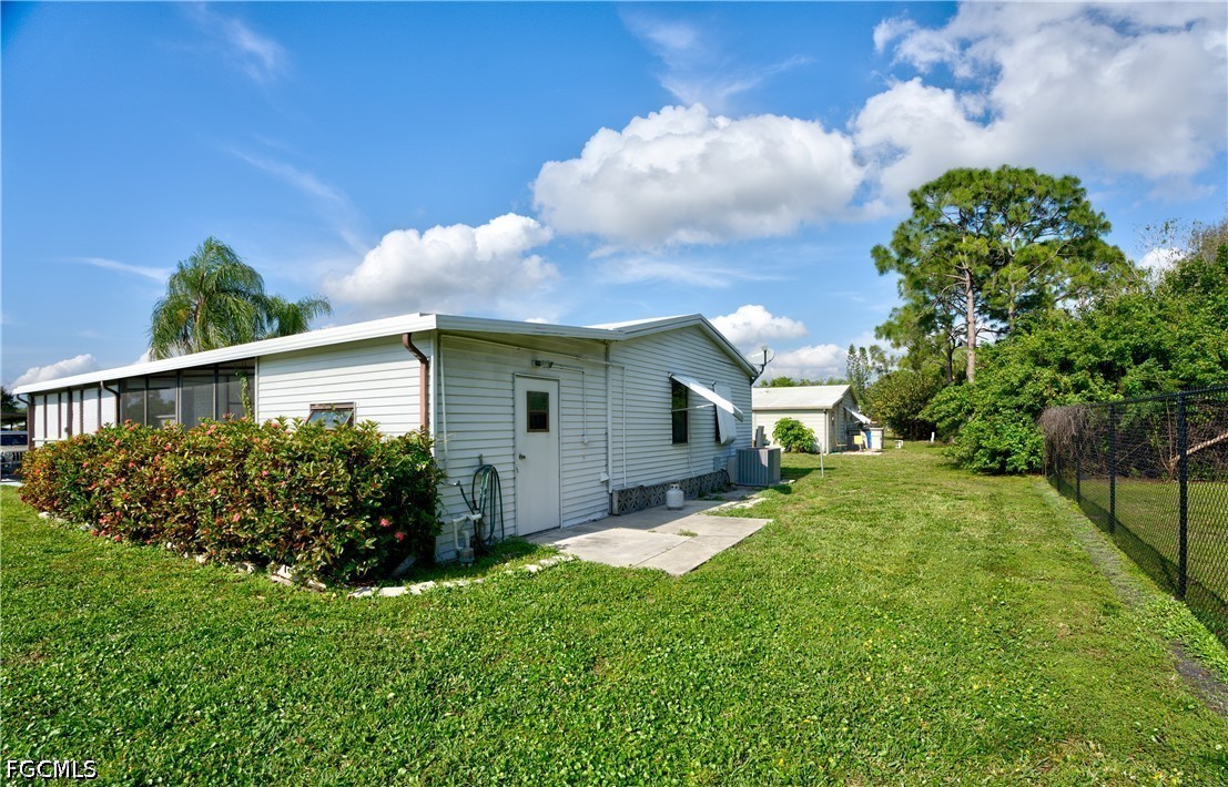 26260 Squire Lane