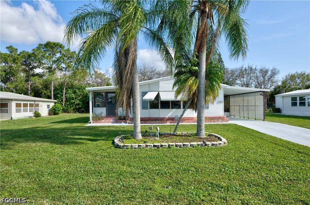 26260 Squire Lane