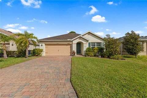 10528 Canal Brook Lane Lehigh Acres FL 33936