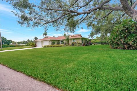 787 Overriver Drive North Fort Myers FL 33903