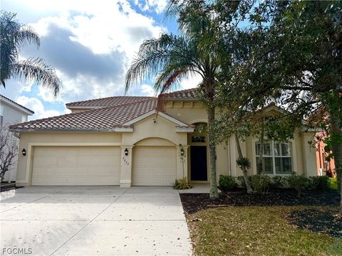 2822 Via Piazza Loop Fort Myers FL 33905