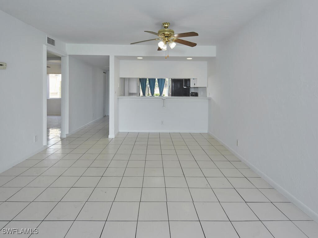 4220 Looking Glass Lane 4303