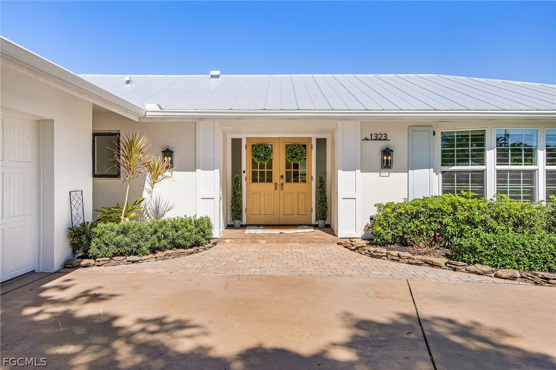 1323 Tanglewood Parkway