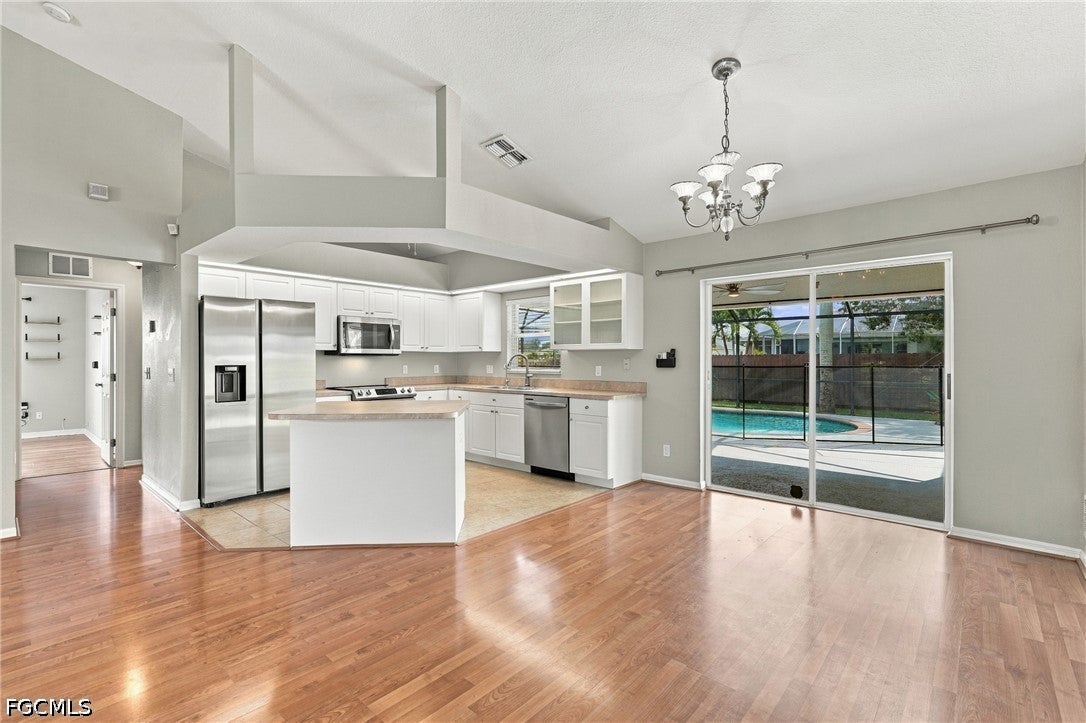 304 NE 20th Terrace