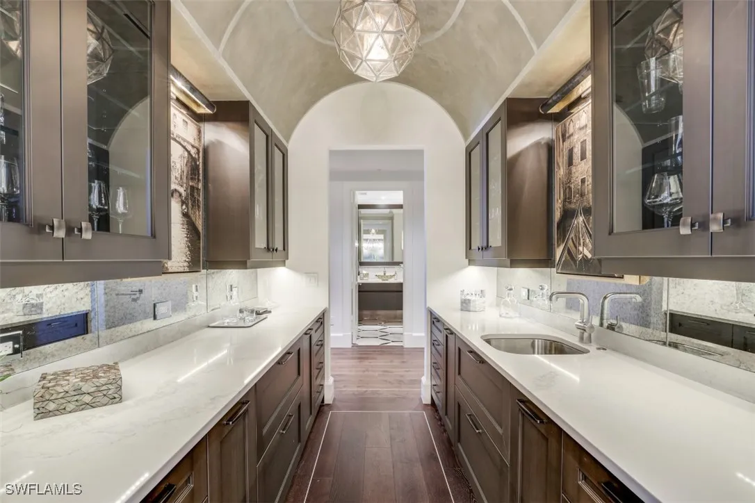 Bonita Springs, Florida, 34134, United States, 4 Bedrooms Bedrooms, ,6 BathroomsBathrooms,Residential,Active,2006534