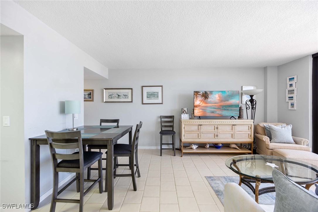 180 Seaview Court 814
