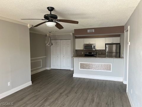 Photo of 5321 Summerlin Road #2109, Fort Myers, FL 33919 (MLS # 2025010325) Photo of 5321 Summerlin Road #2109, Fort Myers, FL 33919 (MLS # 2025010325)