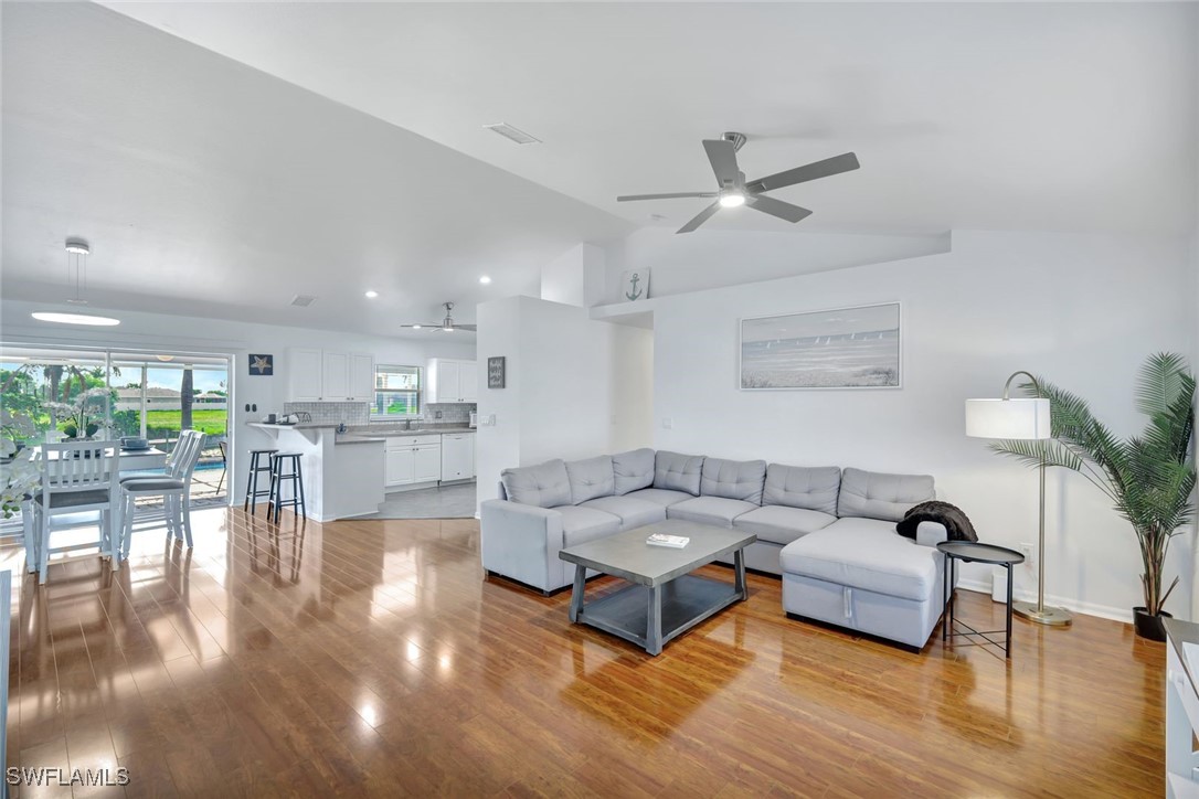 2301 SW 15th Place