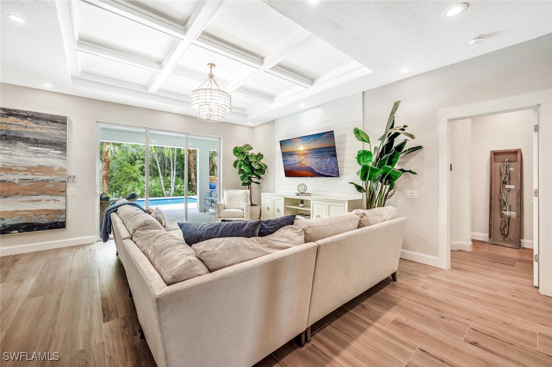 1470 Serrano Circle