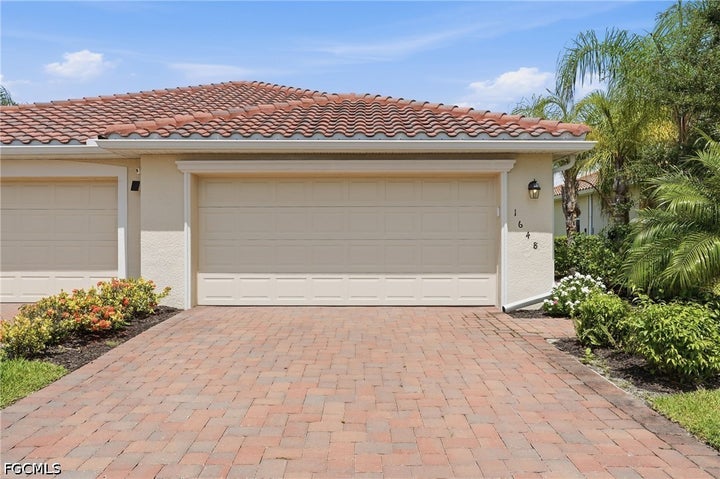 Photo 1 of 33 — 1648 Alameda Drive, Naples, FL 34120