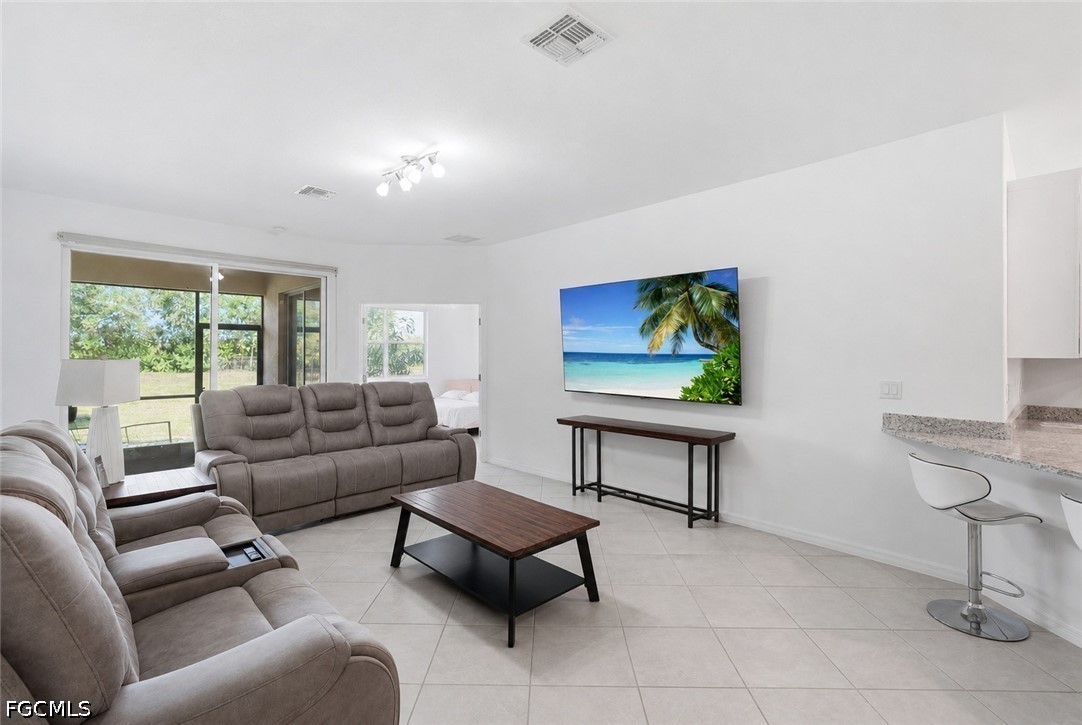 1648 Alameda Drive
