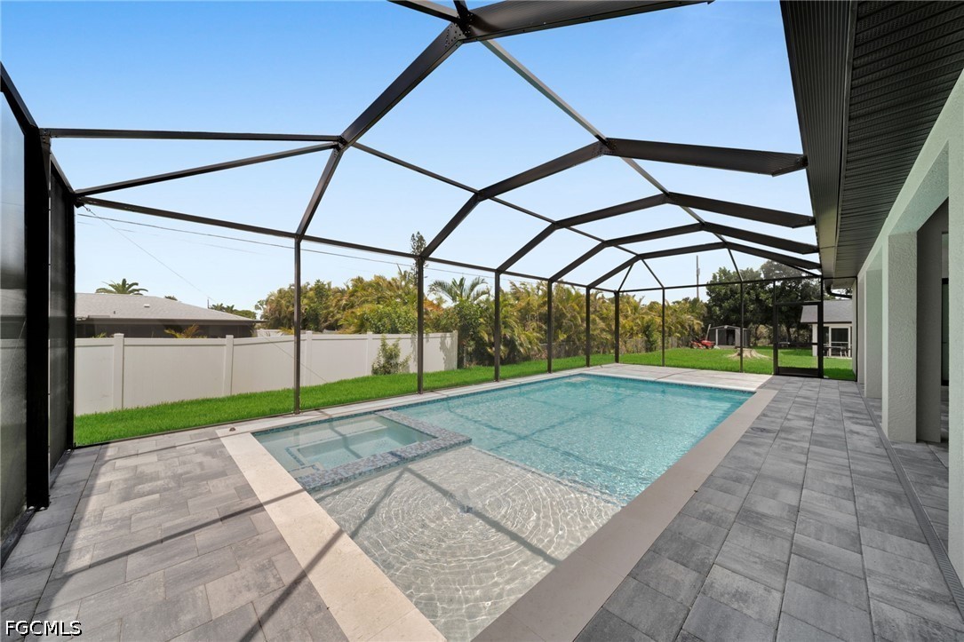3532 Country Club Boulevard