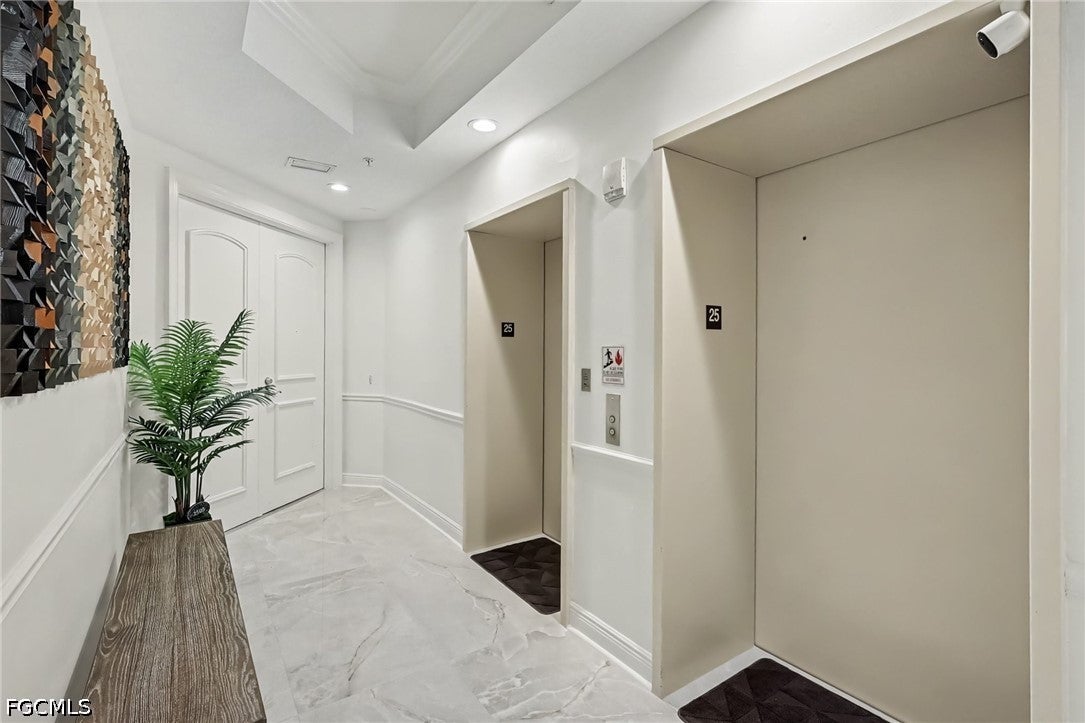 2090 W 1st Street E2505