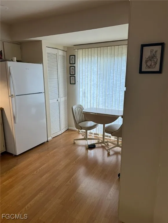 Fort Myers, Florida 33907, United States, 2 Bedrooms Bedrooms, ,2 BathroomsBathrooms,Residential,Active,206465