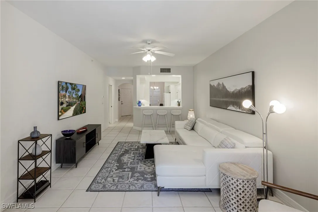 Naples, Florida 34102, United States, 2 Bedrooms Bedrooms, ,2 BathroomsBathrooms,Residential,Active,138535