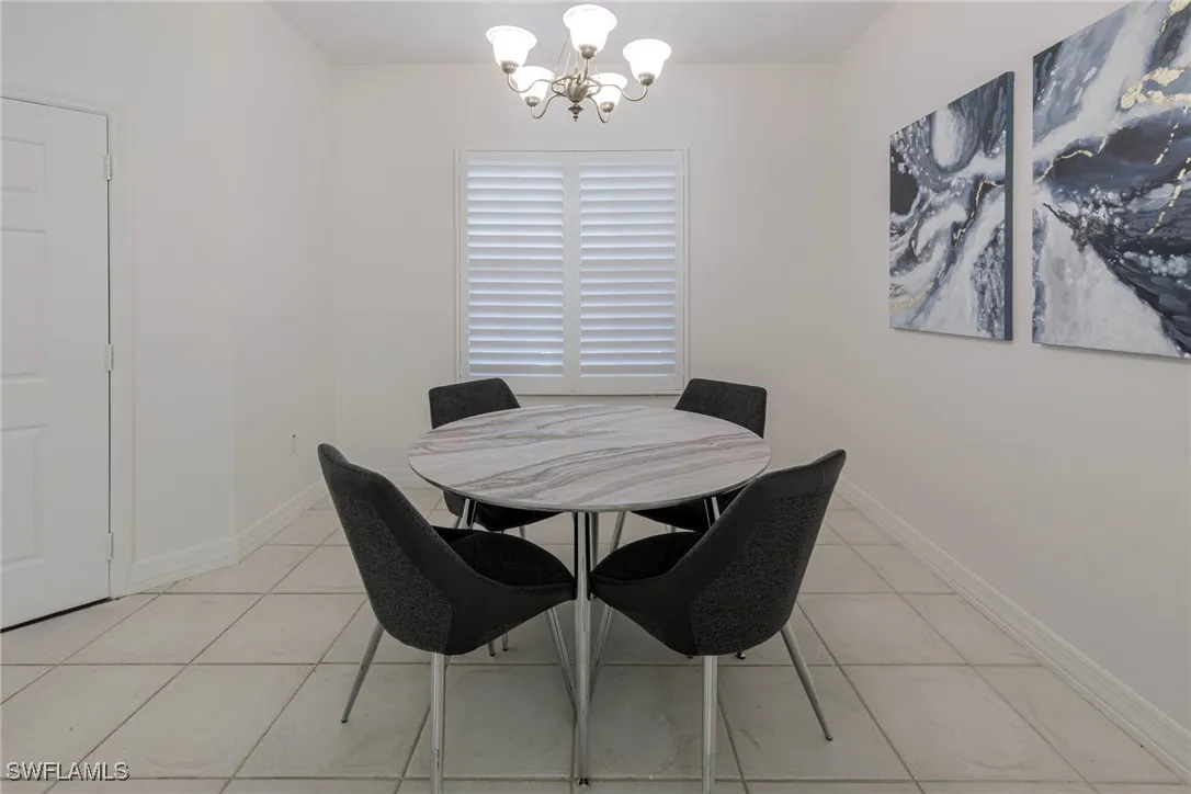 Naples, Florida 34102, United States, 2 Bedrooms Bedrooms, ,2 BathroomsBathrooms,Residential,Active,138535