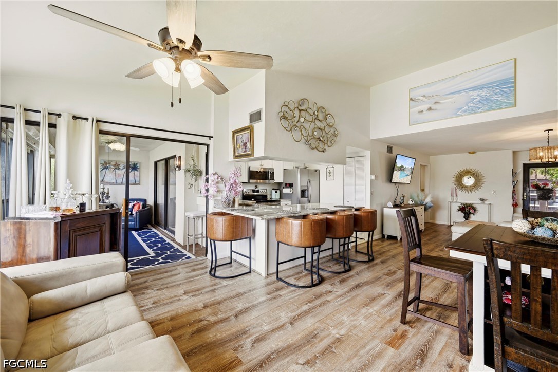 5830 Trailwinds Drive 824