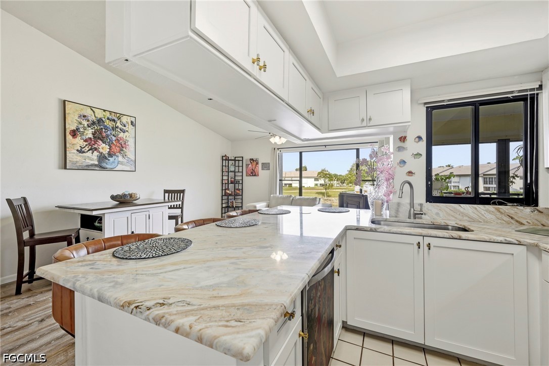 5830 Trailwinds Drive 824