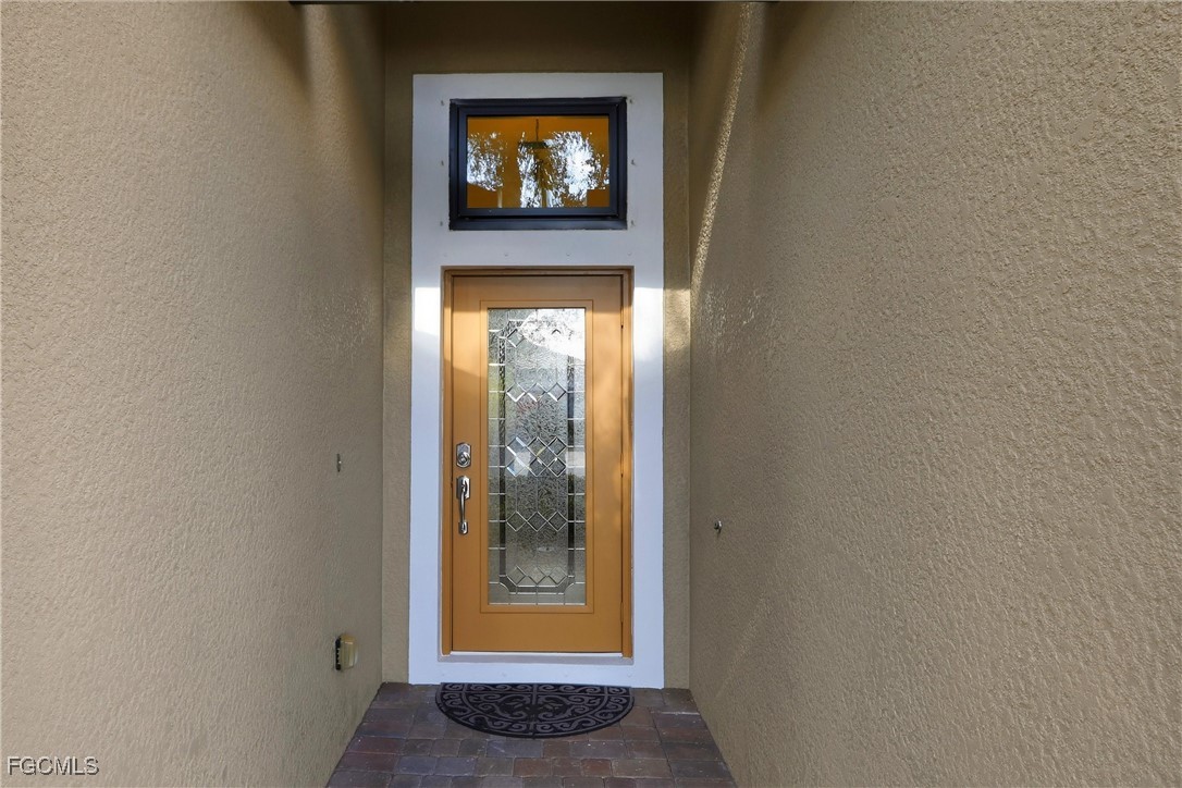 11273 Red Bluff Lane