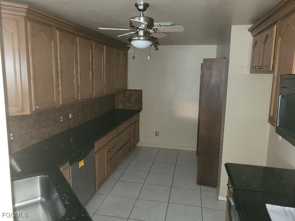2617 SW 1st Place