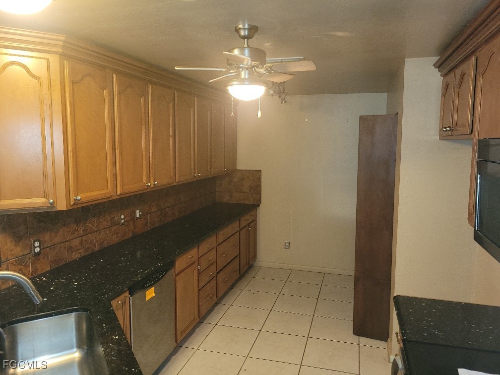 2617 SW 1st Place