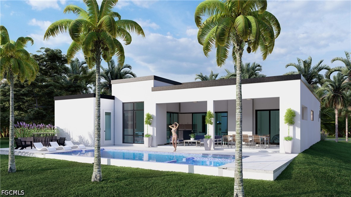 2135 SW 8th Place