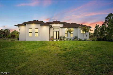 4498 8th Street NE Naples FL 34120