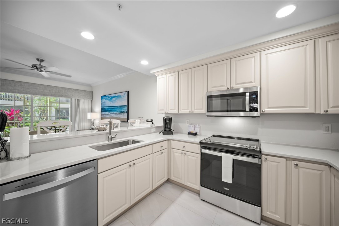 221 9th Street S 127