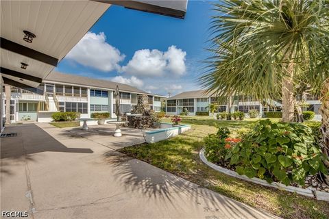 Tiny photo for 4202 SE 4th Place #3, Cape Coral, FL 33904 (MLS # 2026019039)