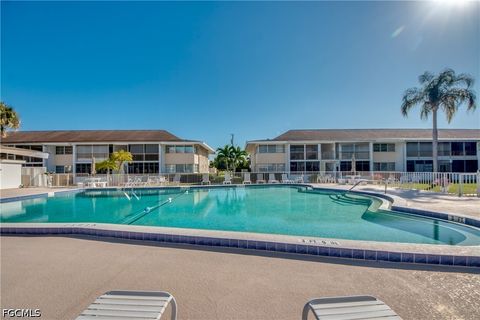Tiny photo for 4202 SE 4th Place #3, Cape Coral, FL 33904 (MLS # 2026019039)